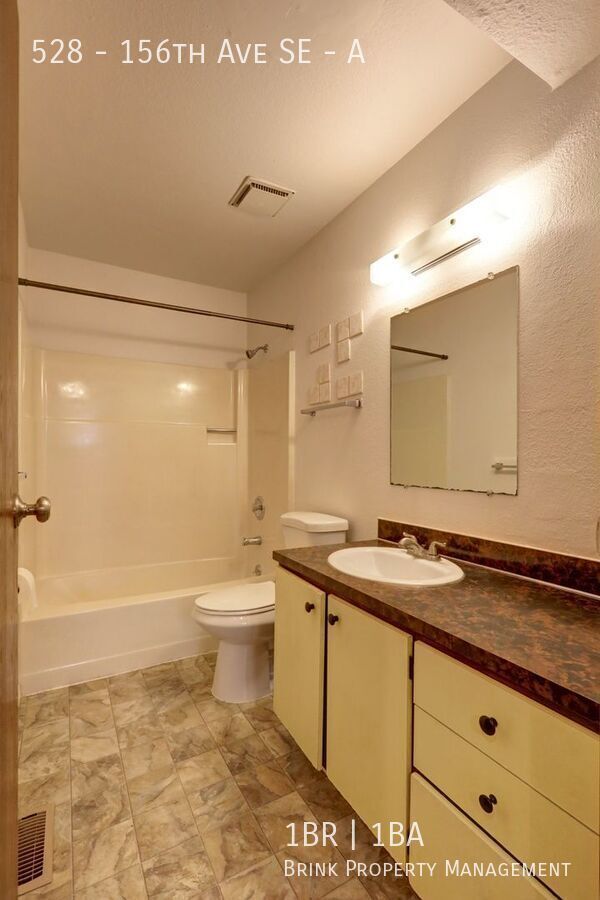 Great Bellevue Location, Even Better Price! property image