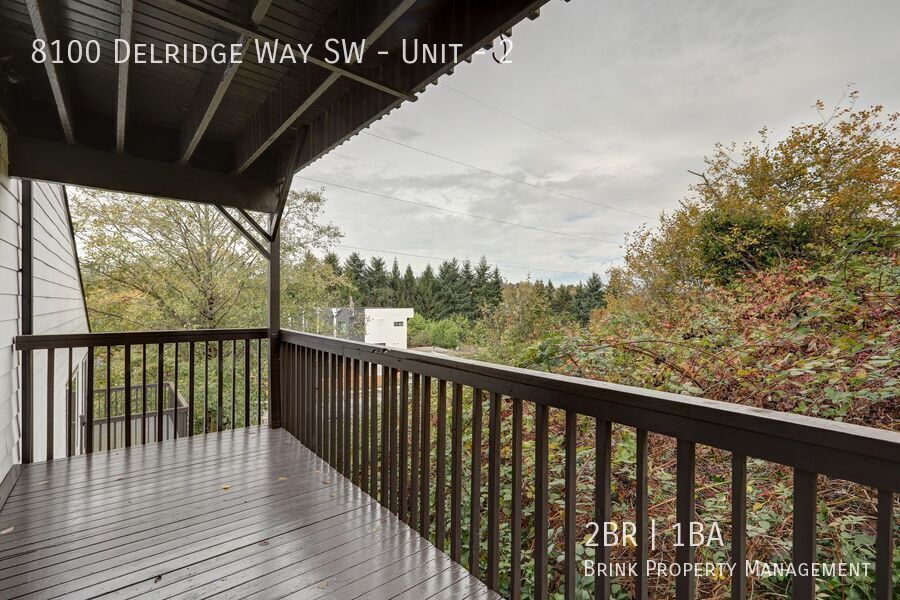 Beautifully Updated Two Bedroom South Delridge Triplex Home! property image