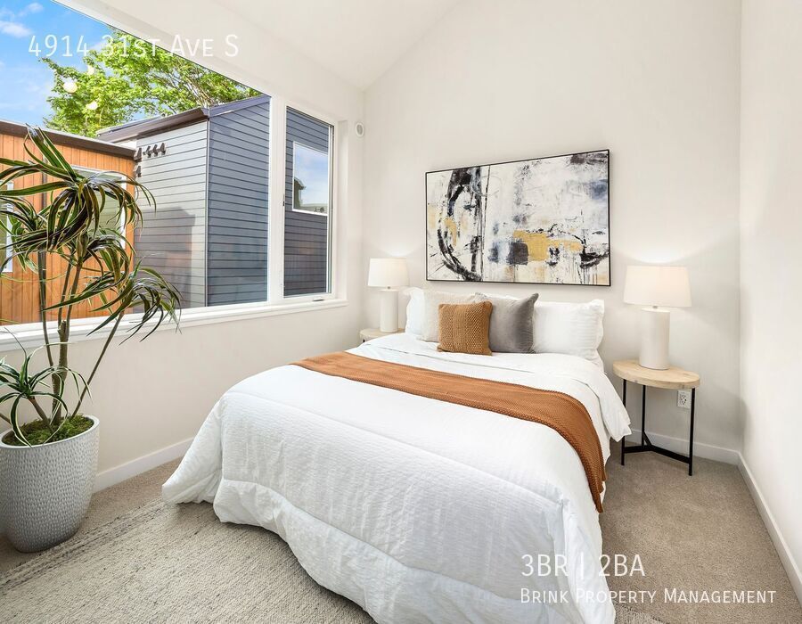 Ask About FREE RENT - JUST BUILT! 3bd, 2ba Townhome Built with Quality Materials and Thoughtful Design property image