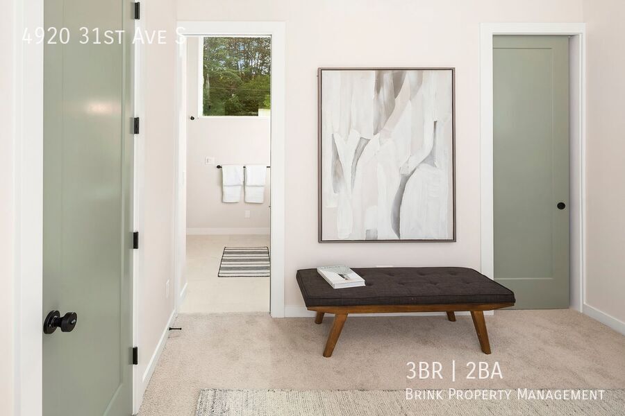 BRAND NEW! 3bd, 2ba Columbia City Townhome, FREE RENT! property image