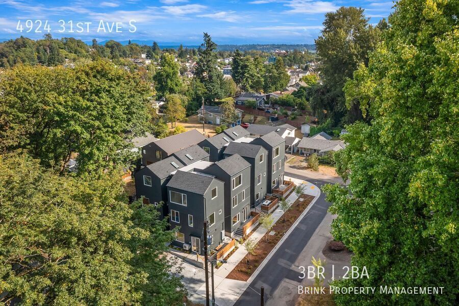 ASK ABOUT FREE RENT! BRAND NEW! 3bd, 2ba Townhome Built with Quality Materials and Thoughtful Design property image