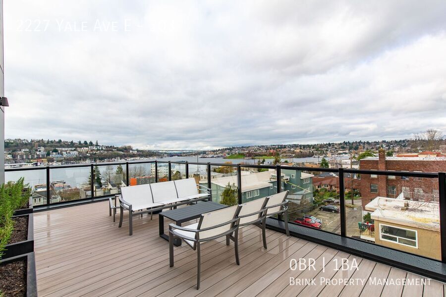 Welcome to Lakeview! - Live in Luxury & Style in the heart of Eastlake property image