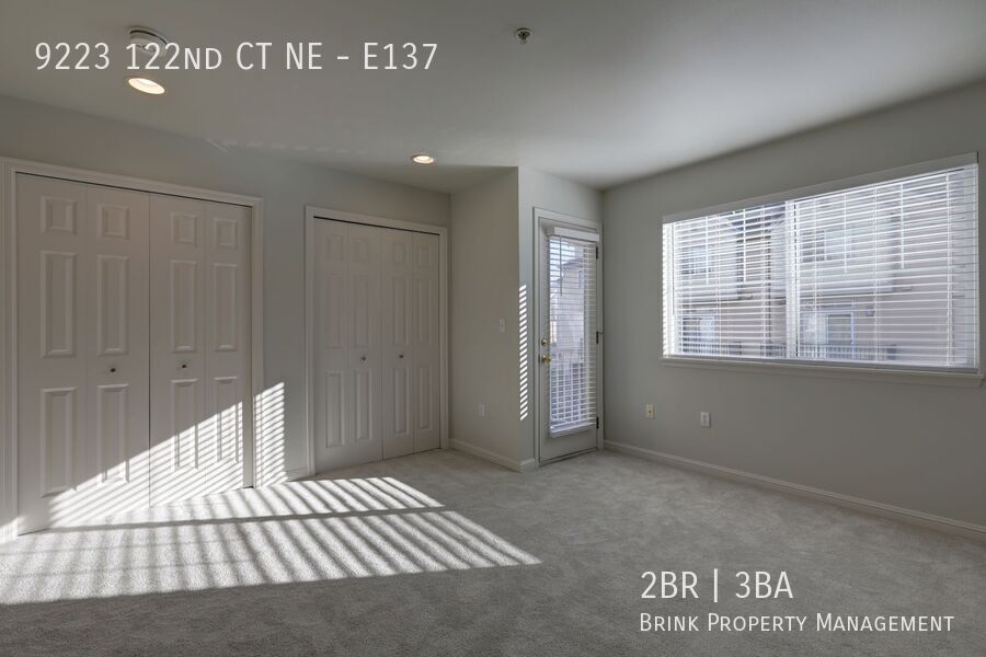 Luxury 2BR 2.5BA Townhouse Style Condo @ Lochshire on Forbes Creek property image