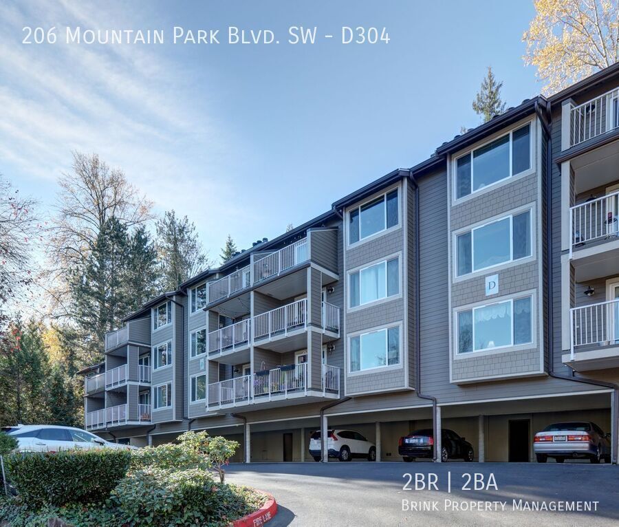 Spacious 2bd + DEN, 1.75ba Condo available in the heart of Issaquah! property image