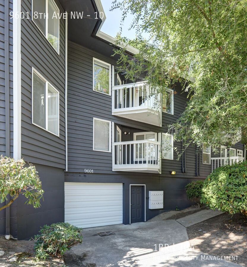 Bright top-floor corner unit in Crown Hill!! property image