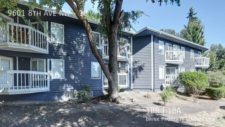 Bright top-floor corner unit in Crown Hill!! property image