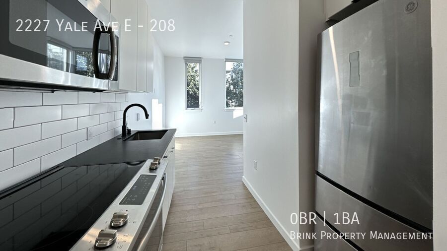 Welcome to Lakeview! - Live in Luxury & Style in the heart of Eastlake property image