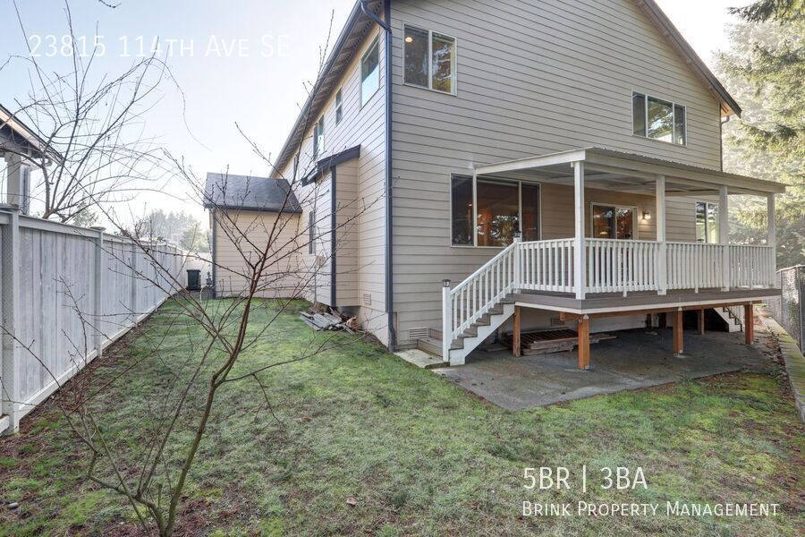 Well Maintained House Tucked Away on Dead-End Street Available! property image