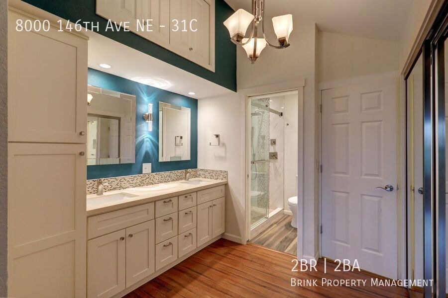 Large 2 Story Condo Available in Perfect Redmond Location! property image