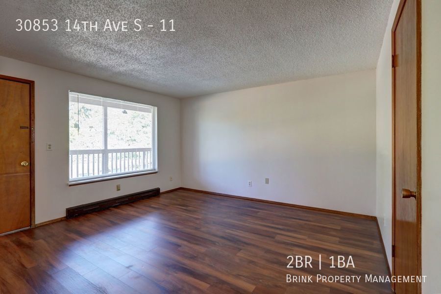 Move In Special One Month Free!!  Great 2BR in Quiet Complex!! property image