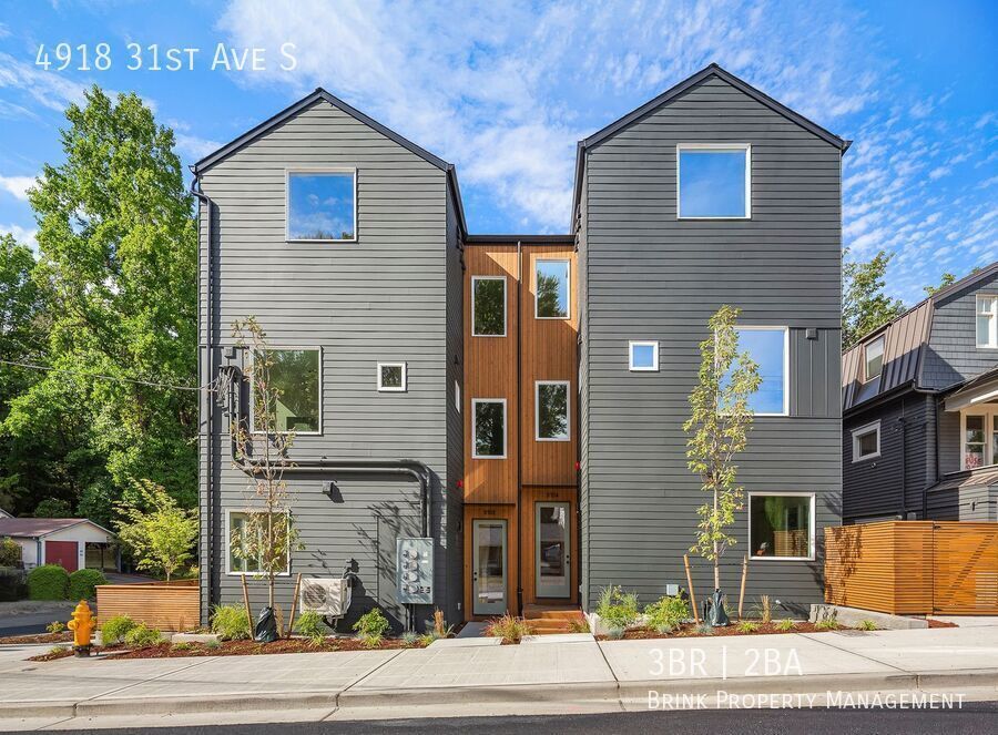BRAND NEW in Columbia City! 3bd, 2ba Townhome Built with Thoughtful Design and Quality Materials property image