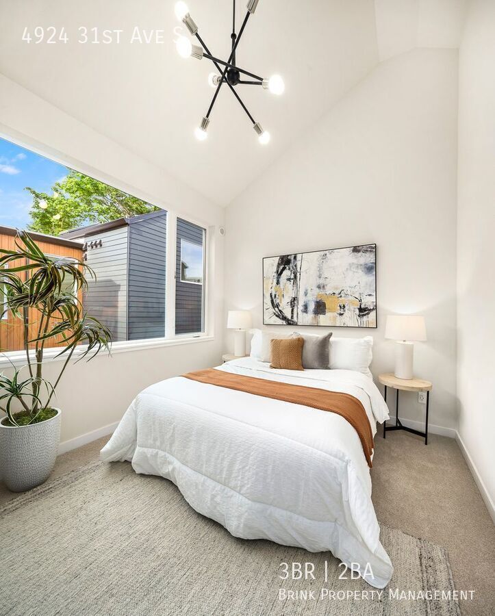 BRAND NEW! 3bd, 2ba Townhome Built with Quality Materials and Thoughtful Design property image