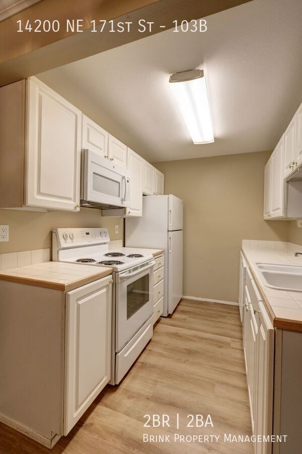 2 Bedroom Ground Floor Condo in the Heart of Woodinville! property image