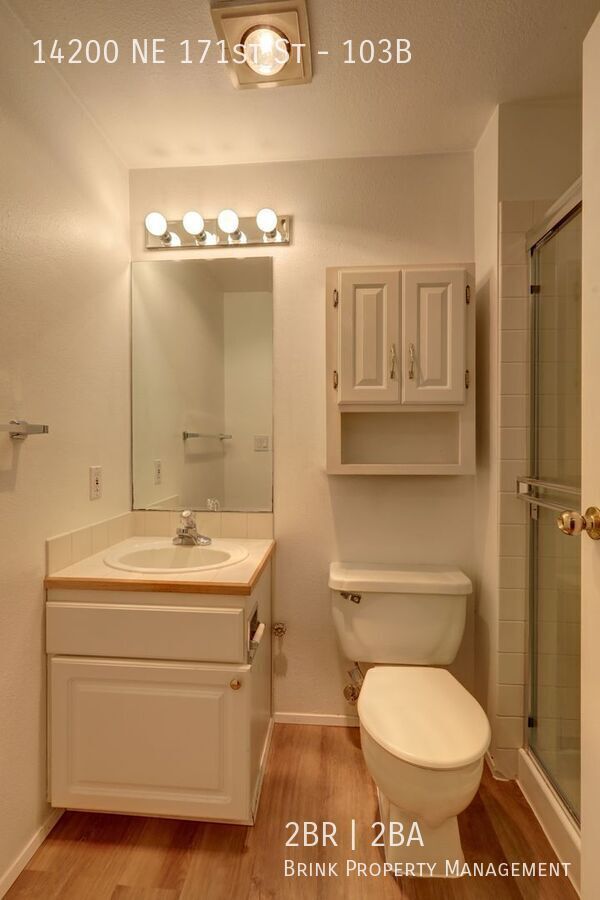 2 Bedroom Ground Floor Condo in the Heart of Woodinville! property image