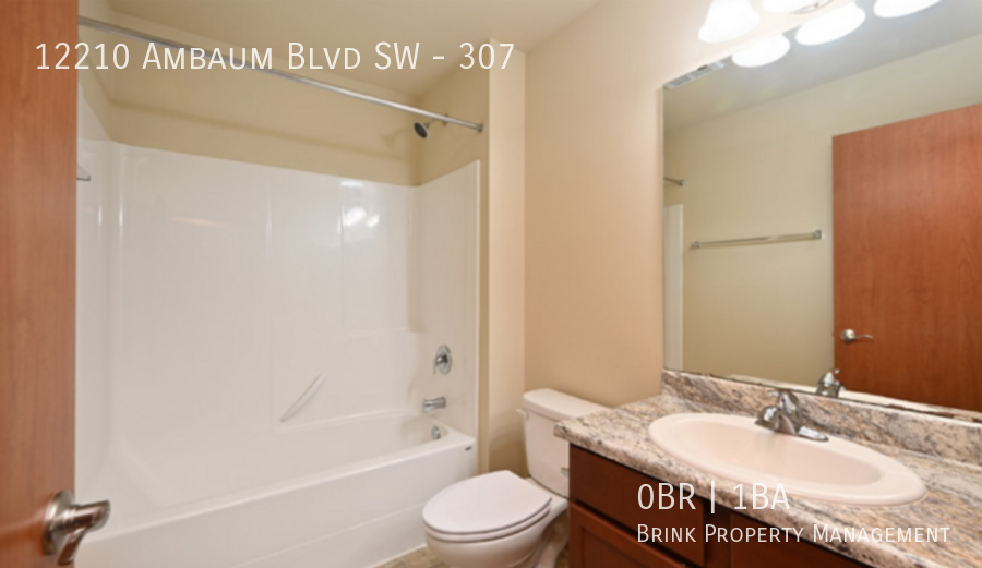 Ambaum Place | Top Floor Studio w/ In-Unit Laundry Available Now! property image