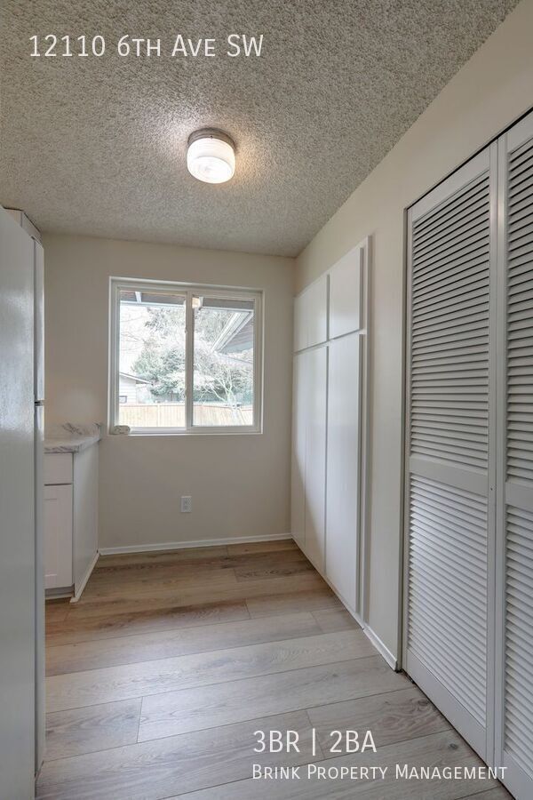 Beautiful, Remodeled Burien Rambler Available Now! 3 Bedrooms Plus Den! property image