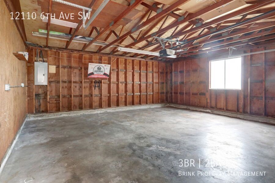 Beautiful, Remodeled Burien Rambler Available Now! 3 Bedrooms Plus Den! property image