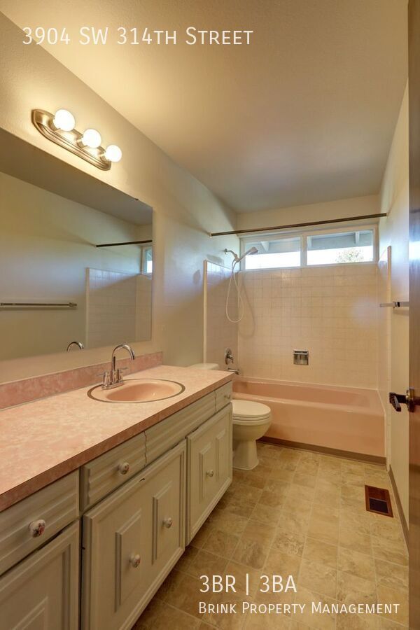Beautiful View-Quiet Twin Lakes Neighborhood property image