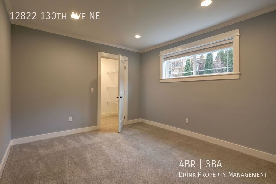 Kirkland Home w/4bd, 3ba & Large Backyard! property image