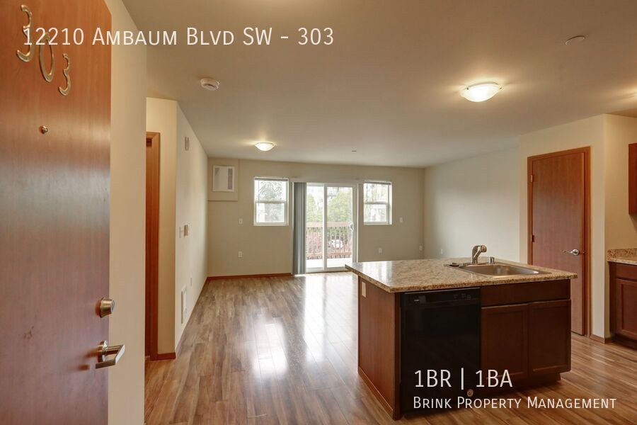 Ambaum Place | Top Floor Apartment Home w/ In-Unit Laundry Available Soon! property image