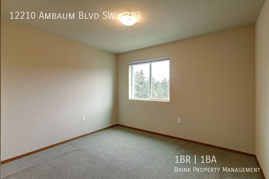 Ambaum Place | Top Floor Apartment Home w/ In-Unit Laundry Available Soon! property image
