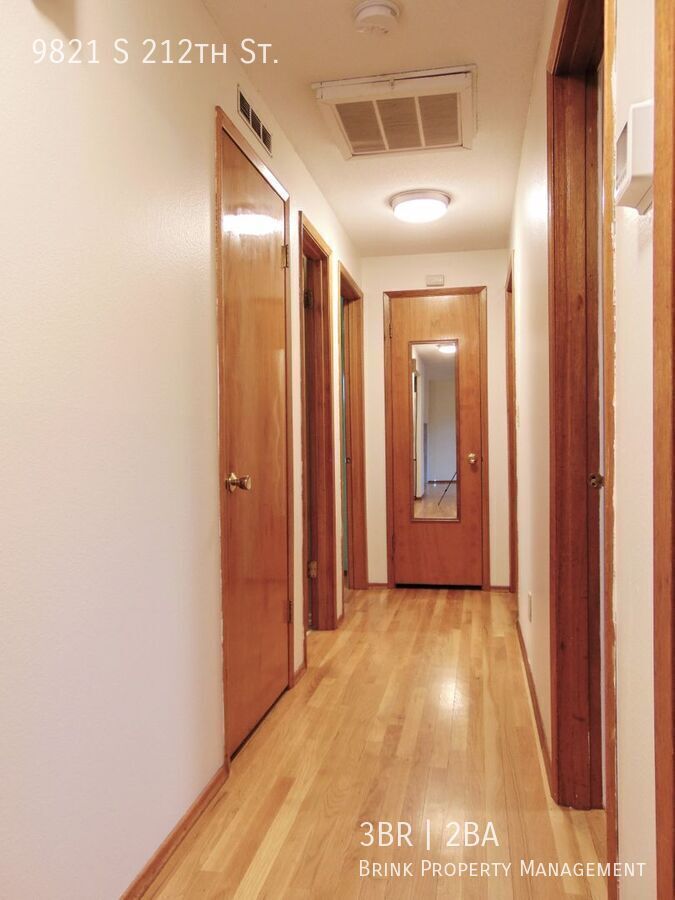 Fantastic 3bd, 1.5ba Rambler Available with Huge Yard! property image
