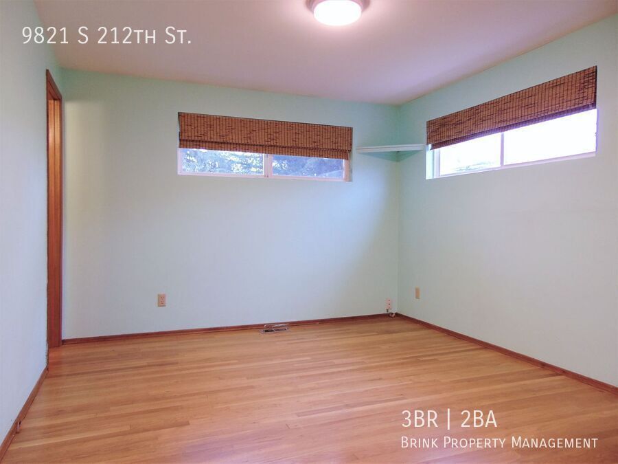 Fantastic 3bd, 1.5ba Rambler Available with Huge Yard! property image