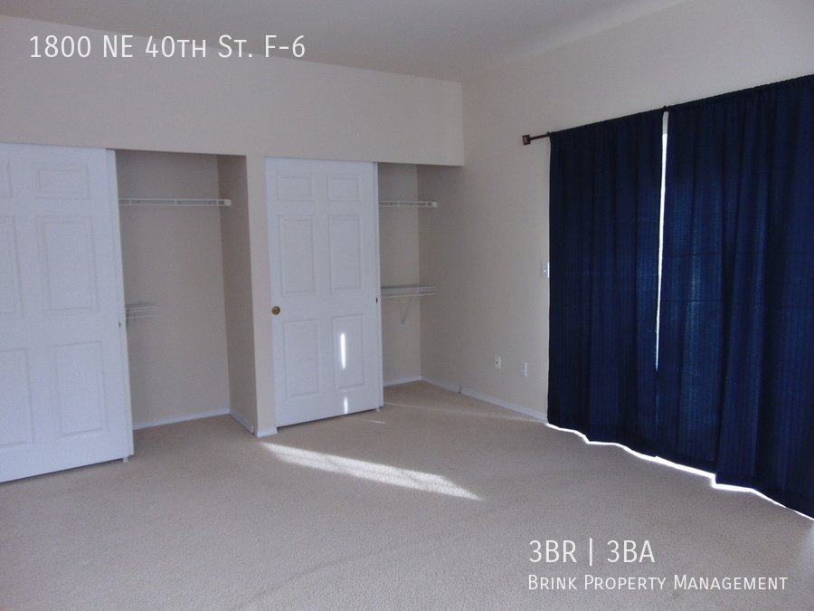Nicely Updated 3BR RentonTownhome, Great Location! property image