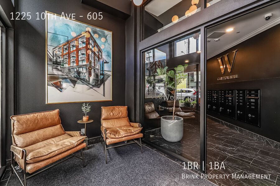 Live at The Woodworth - Classic & Cool Living in Capitol Hill property image