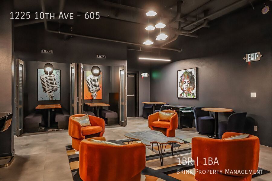 Live at The Woodworth - Classic & Cool Living in Capitol Hill property image