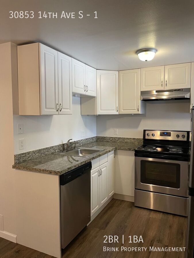 3 Months Free!! Beautifully remodeled 2BR in quiet complex! property image