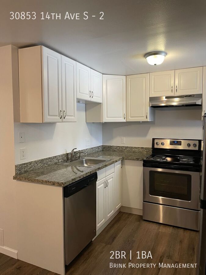 3 Months Free!! Beautifully remodeled 2BR in quiet complex  - close to everything! property image