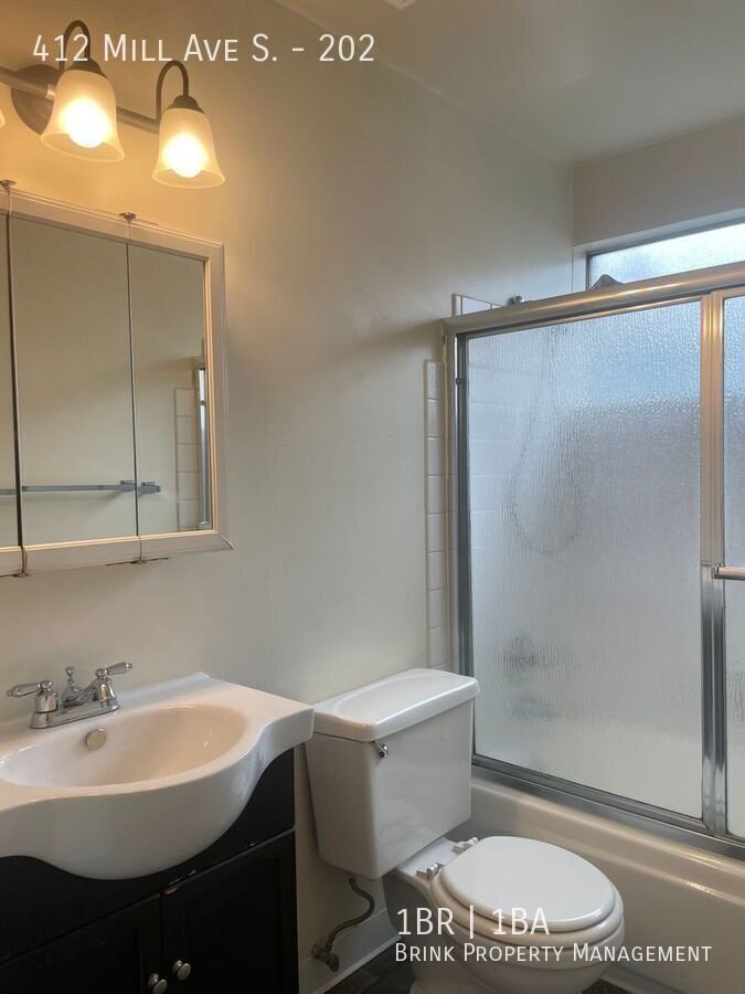 3 Months Free!! Great 1 BD/1BR Apartment, Conveniently Located! property image