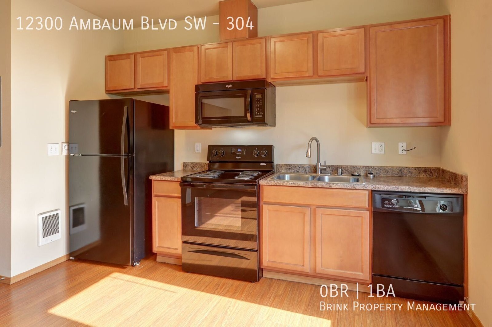 Ambaum Place | Top Floor Studio w/ In-Unit Laundry Available Now! property image