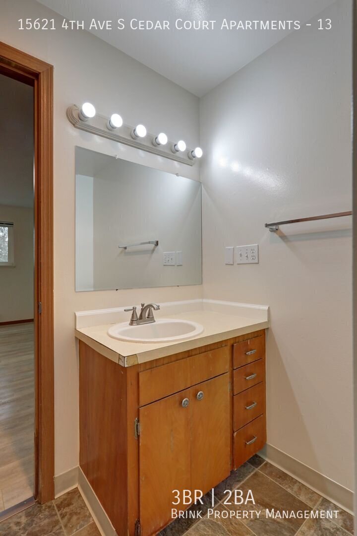 Great Location! 3BR/2BA Available Now! property image