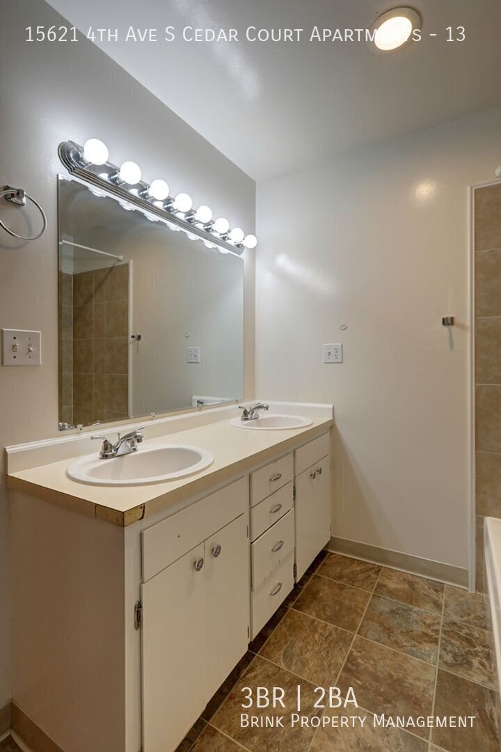 Great Location! 3BR/2BA Available Now! property image
