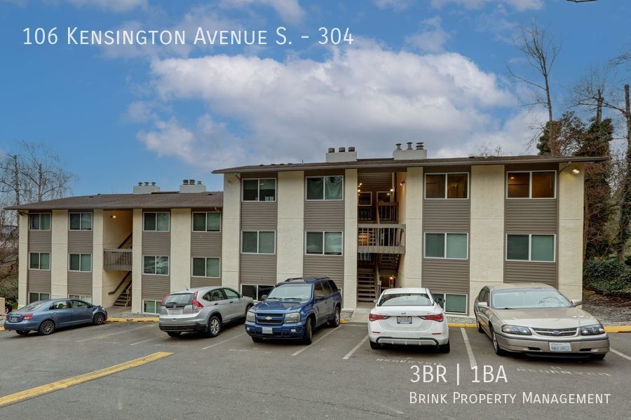 One Month Free Rent! Great 3 Bedroom Apartment Home in Convenient Location property image