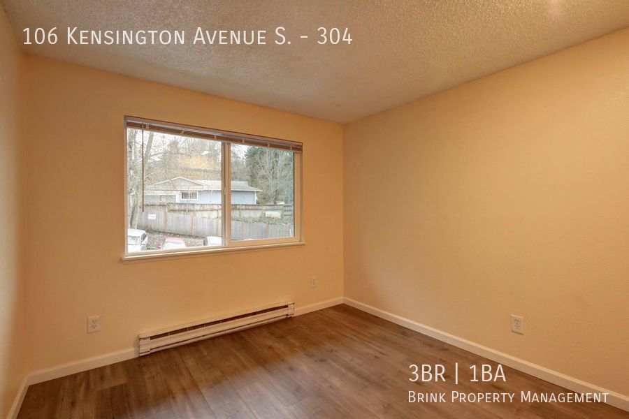 One Month Free Rent! Great 3 Bedroom Apartment Home in Convenient Location property image