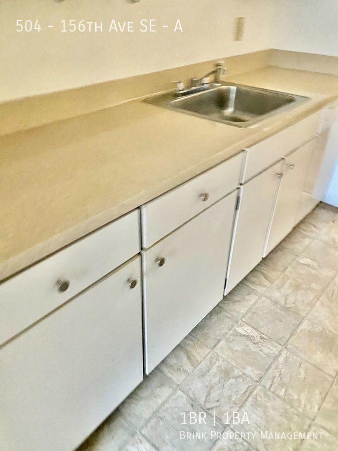 Great Bellevue Location, Even Better Price! property image