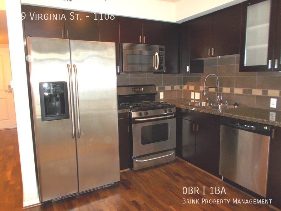 Luxury Downtown Studio Available Now, Perfect Location, Close to Everything! property image