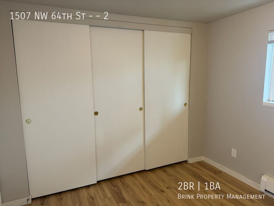 Spacious Updated 2 Bedroom in Ballard with Large Deck property image