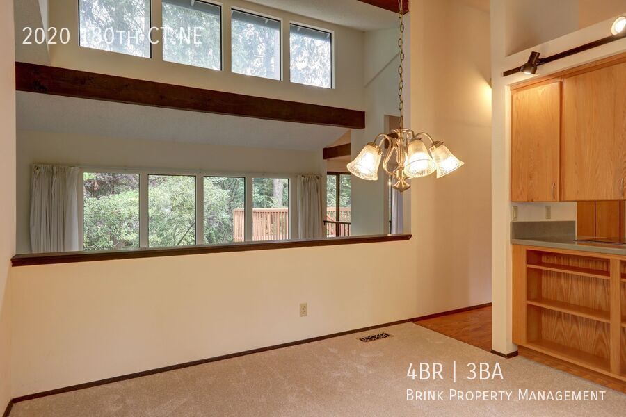 Spacious 4BR 2.75BA Tri-level home in quiet Cedar Lane Estates property image
