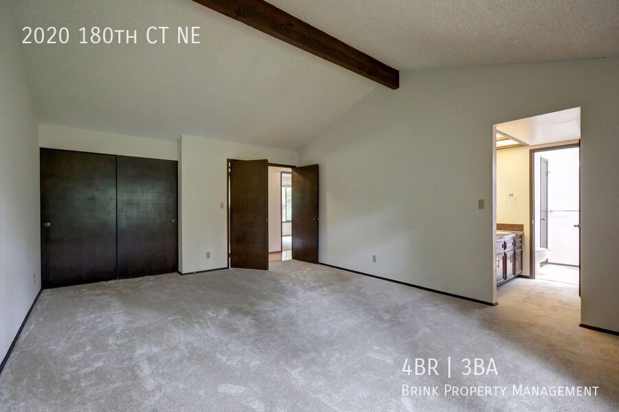 Spacious 4BR 2.75BA Tri-level home in quiet Cedar Lane Estates property image