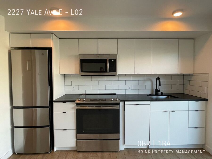 Welcome to Lakeview! - Live in Luxury & Style in the heart of Eastlake property image