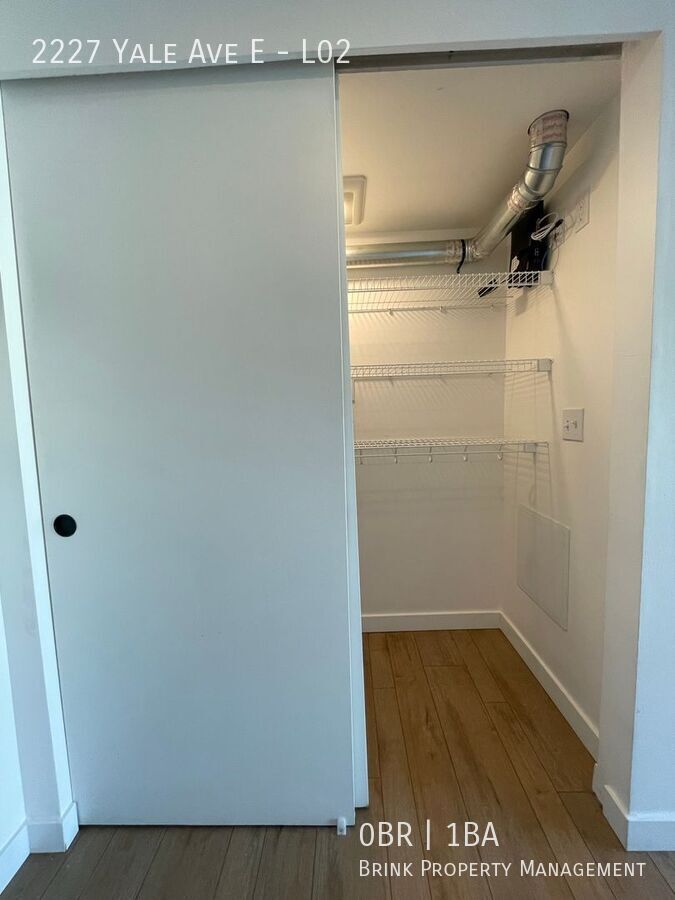 Welcome to Lakeview! - Live in Luxury & Style in the heart of Eastlake property image