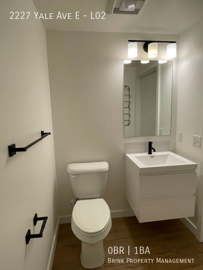 Welcome to Lakeview! - Live in Luxury & Style in the heart of Eastlake property image