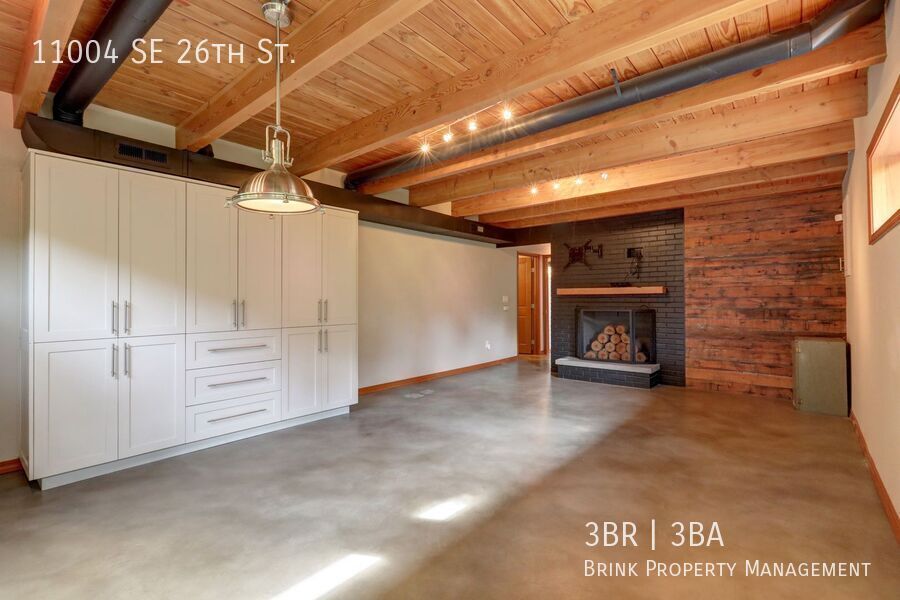 Welcome Home to Your Beautiful Oasis in Enatai! property image